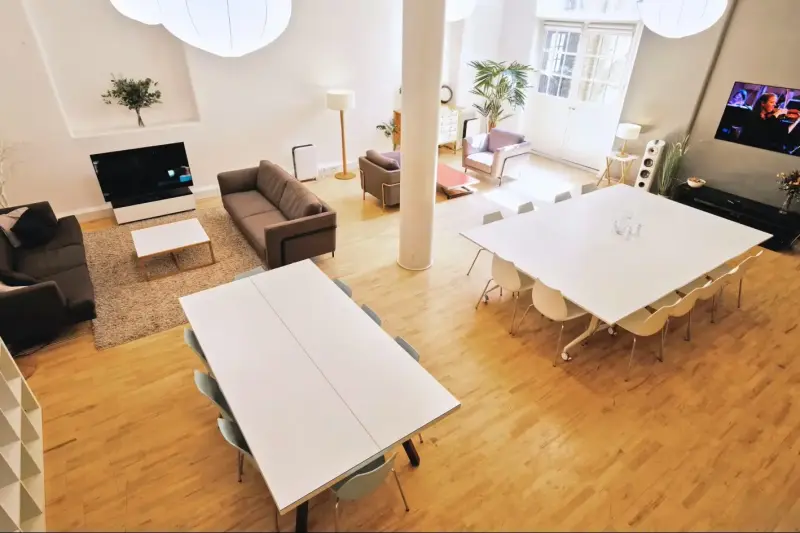 Canalside Studios in Angel